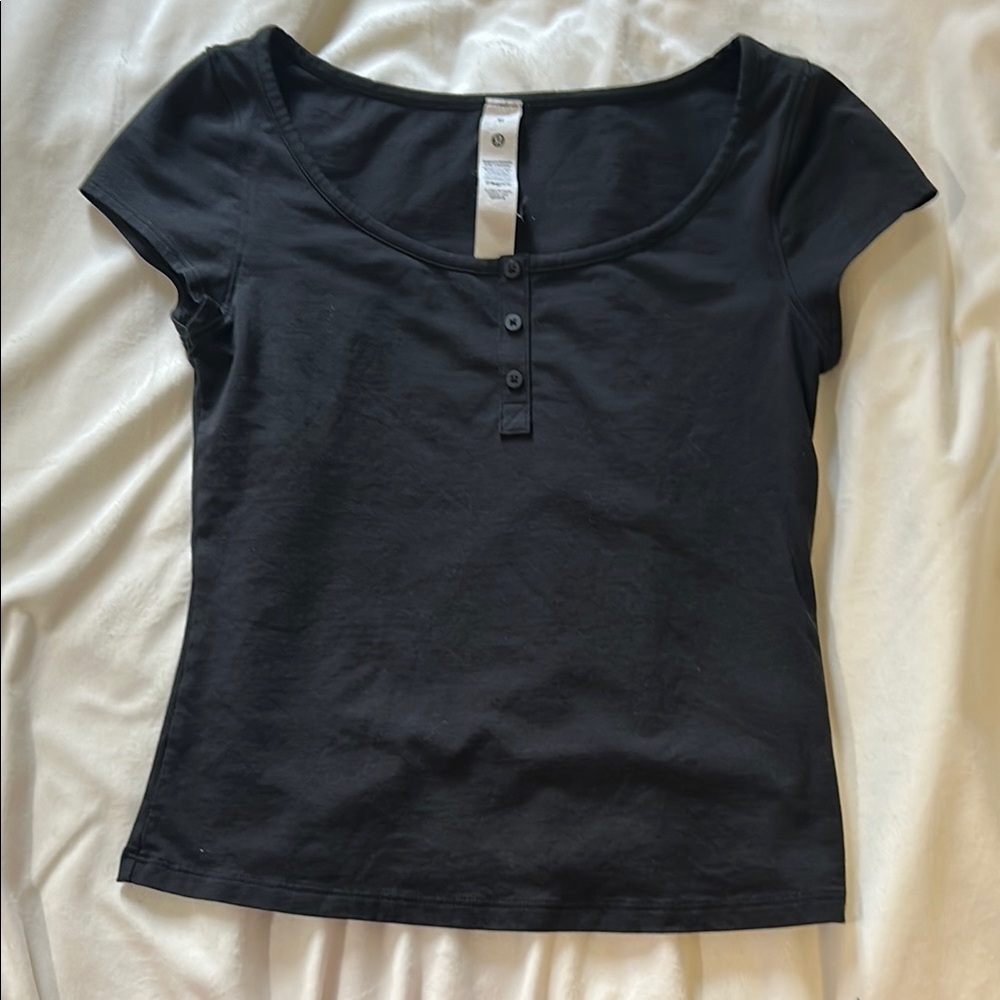 Lululemon Athletica Black Fitted Cap Sleeve T-Shirt